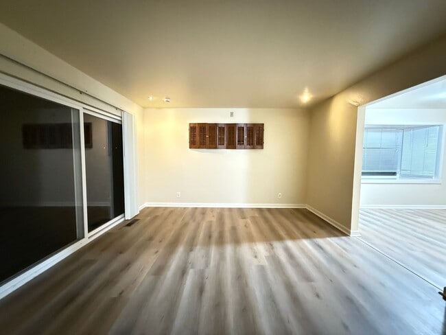 1420 Primrose Way in Cupertino, CA - Foto de edificio - Building Photo