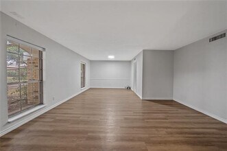 2834 Fern Glen Dr in Garland, TX - Building Photo - Building Photo