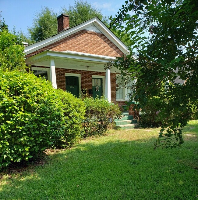 2800 Grace St, Unit 2802
