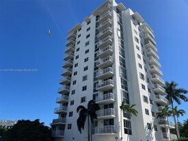 1688 West Ave in Miami Beach, FL - Building Photo