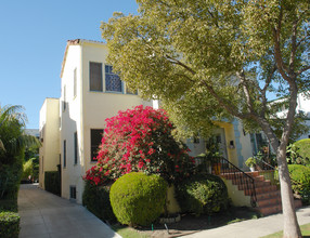 1937 Talmadge St in Los Angeles, CA - Building Photo - Building Photo