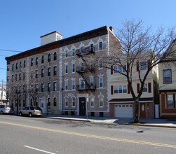 514-516 John F Kennedy Blvd in Bayonne, NJ - Building Photo - Building Photo