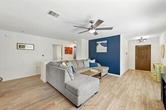 5307 Apple Orchard Ln in Austin, TX - Building Photo - Building Photo