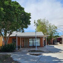 1012 S 8th Ave in Yuma, AZ - Building Photo