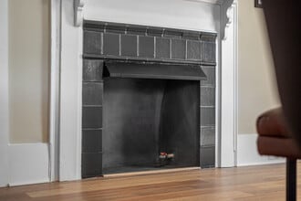 500 W Rosemary St in Chapel Hill, NC - Foto de edificio - Building Photo