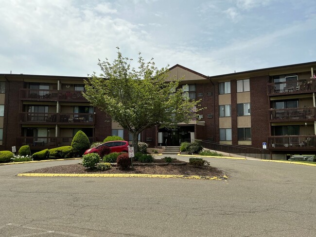 property at 1118 Cromwell Hills Dr