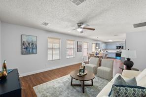 812 Ericville Dr in Arlington, TX - Building Photo - Building Photo