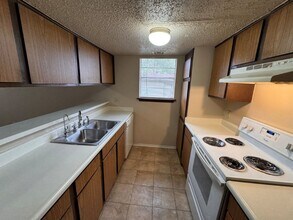 8217 S Klein Ave in Oklahoma City, OK - Building Photo - Building Photo