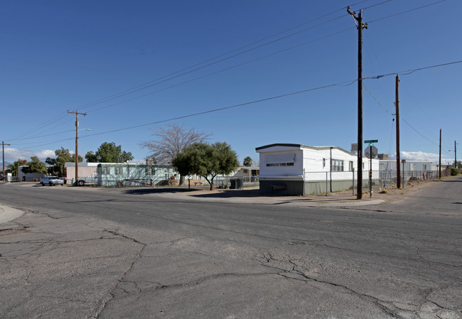 Southgate Mobile Home Park in Tucson, AZ - Building Photo - Building Photo