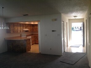 6 Red Maple Cir in Ormond Beach, FL - Building Photo - Building Photo