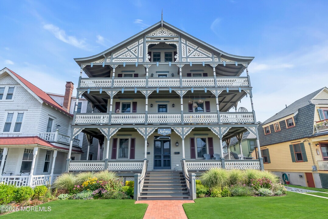 5 Surf Ave in Ocean Grove, NJ - Building Photo