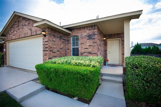 1007 Whitley Dr in Leander, TX - Building Photo - Building Photo