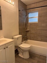 1759 Winkler Ave in Ft. Myers, FL - Building Photo - Building Photo