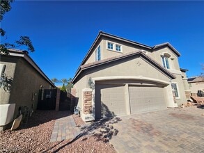 10134 Reflection Brook Ave in Las Vegas, NV - Building Photo - Building Photo