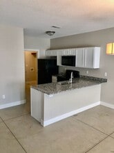8136 E 34th Ct S in Wichita, KS - Building Photo - Building Photo