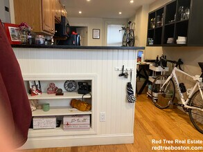 61 Joy St, Unit 1 in Boston, MA - Building Photo - Building Photo