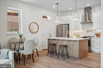 1614 Kilbourne Pl NW in Washington, DC - Building Photo - Building Photo