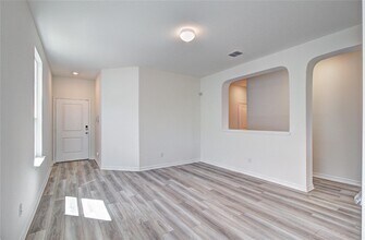 3423 Old Almonte Dr in San Antonio, TX - Foto de edificio - Building Photo