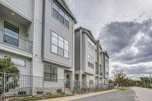 1508 Beall St in Houston, TX - Building Photo