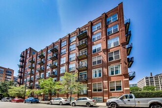 420 S Clinton St in Chicago, IL - Building Photo - Building Photo