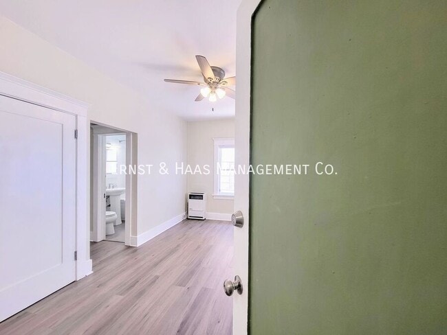 135 Bonito Ave in Long Beach, CA - Building Photo - Building Photo
