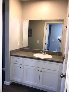 11330 La Mirada Blvd-Unit -Apt 225 in Whittier, CA - Building Photo - Building Photo