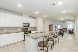 21423 Holly Heights Rd in Katy, TX - Building Photo - Building Photo