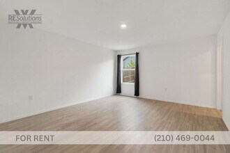 12058 Still Pass in San Antonio, TX - Building Photo - Building Photo