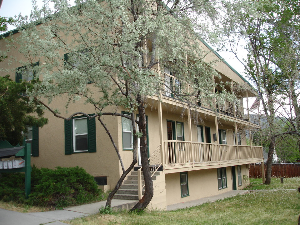 803 Nevada St in Susanville, CA - Building Photo