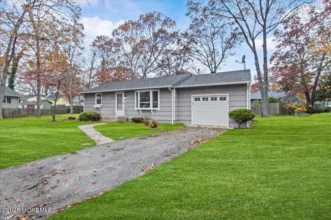 3123 Cambridge Dr in Point Pleasant, NJ - Building Photo - Building Photo