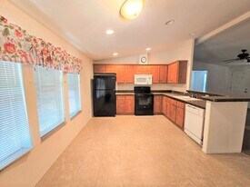 180 N Dorothy Ave in Benson, AZ - Building Photo