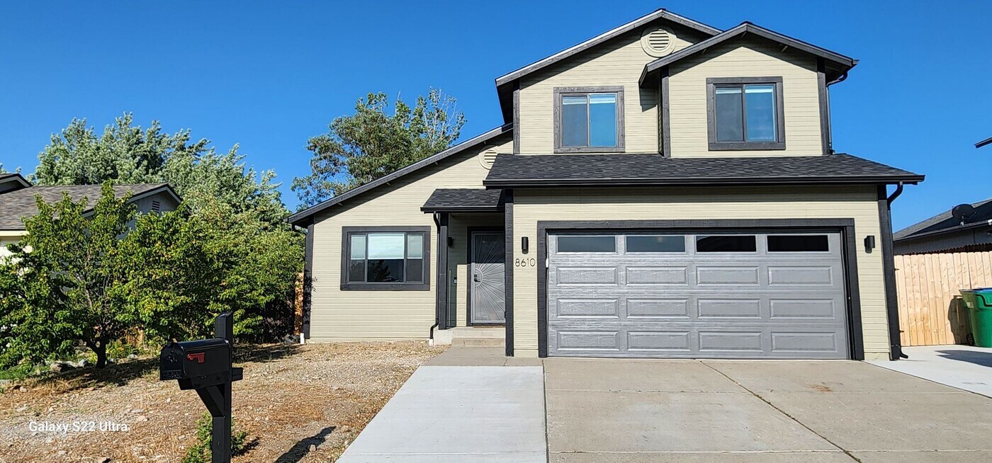 8610 Sopwith Blvd in Reno, NV - Building Photo