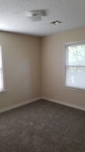 746 N 16th St in Enid, OK - Building Photo - Building Photo