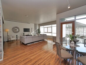 1818 L St, Unit #305 in Sacramento, CA - Building Photo - Building Photo