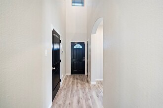 6161 White Oak Leaf Lp in Cut And Shoot, TX - Building Photo - Building Photo