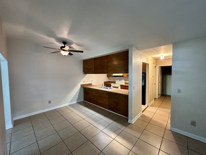 2013 Canewood Ct in Tallahassee, FL - Building Photo - Building Photo