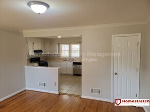 1725 Florissant Park Dr in Florissant, MO - Building Photo - Building Photo