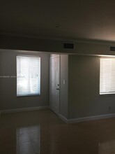 5901 SW 45th St in Miami, FL - Building Photo - Building Photo