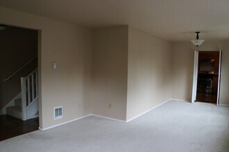 300 32nd Ave in Seattle, WA - Building Photo - Building Photo