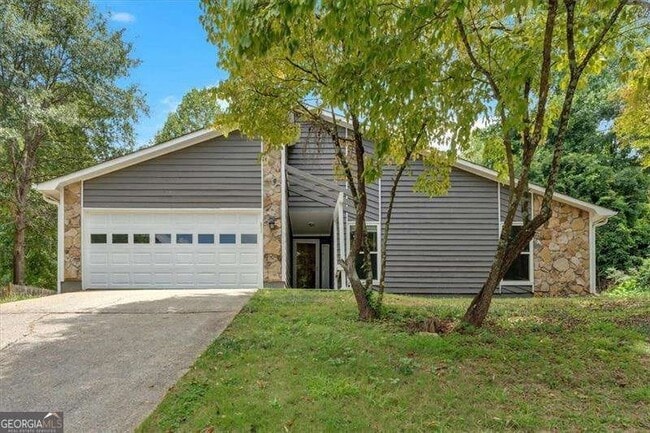 property at 4740 Jamerson Forest Pkwy