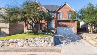 711 Midway Crest in San Antonio, TX - Building Photo