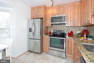 2312 L St NW in Washington, DC - Building Photo - Building Photo