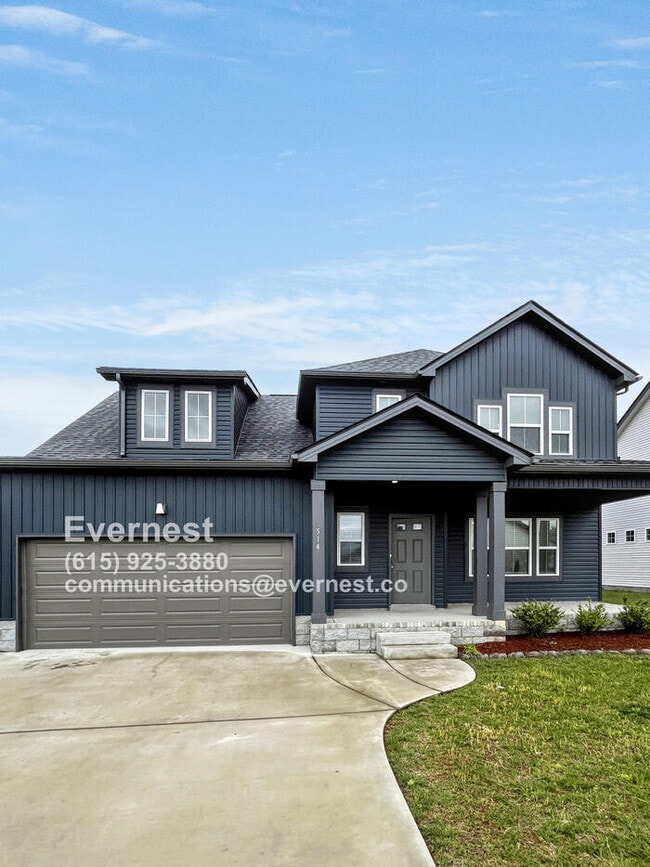 property at 514 Bloomington Trce
