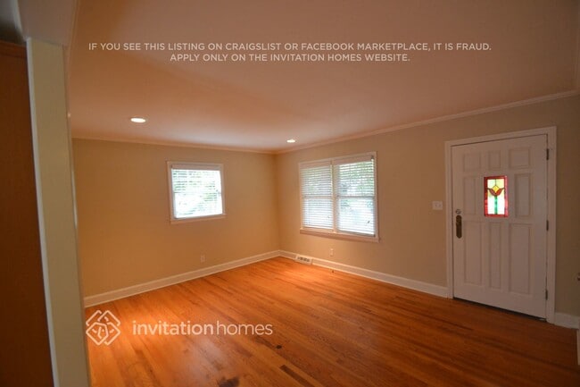 1142 Eastview Dr in Charlotte, NC - Building Photo - Building Photo