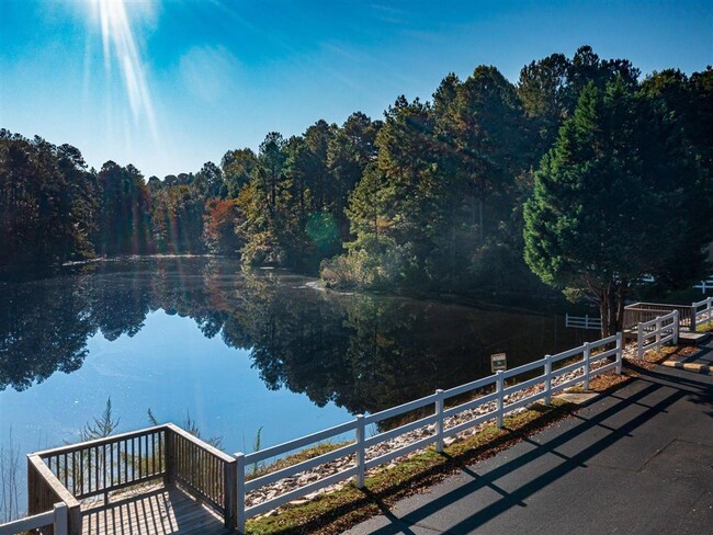 Lakehurst Apartments in Spring Lake, NC - Foto de edificio - Building Photo