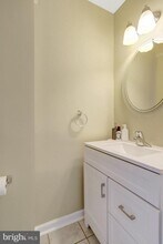 5759 Independence Cir in Alexandria, VA - Building Photo - Building Photo