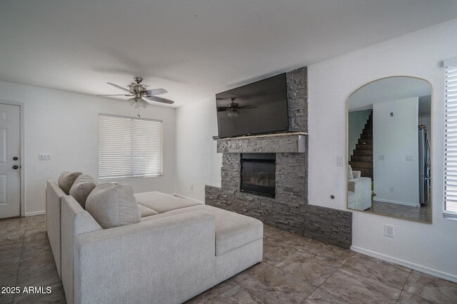 16006 W Lincoln St in Goodyear, AZ - Building Photo - Building Photo