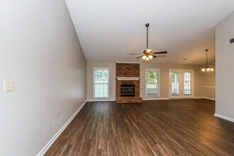 10109 Fairlea Dr in Charlotte, NC - Building Photo - Building Photo