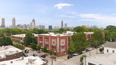 572 Edgewood Ave SE in Atlanta, GA - Building Photo - Building Photo