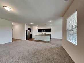 204 Gypsum Ln in Glenn Heights, TX - Building Photo - Building Photo